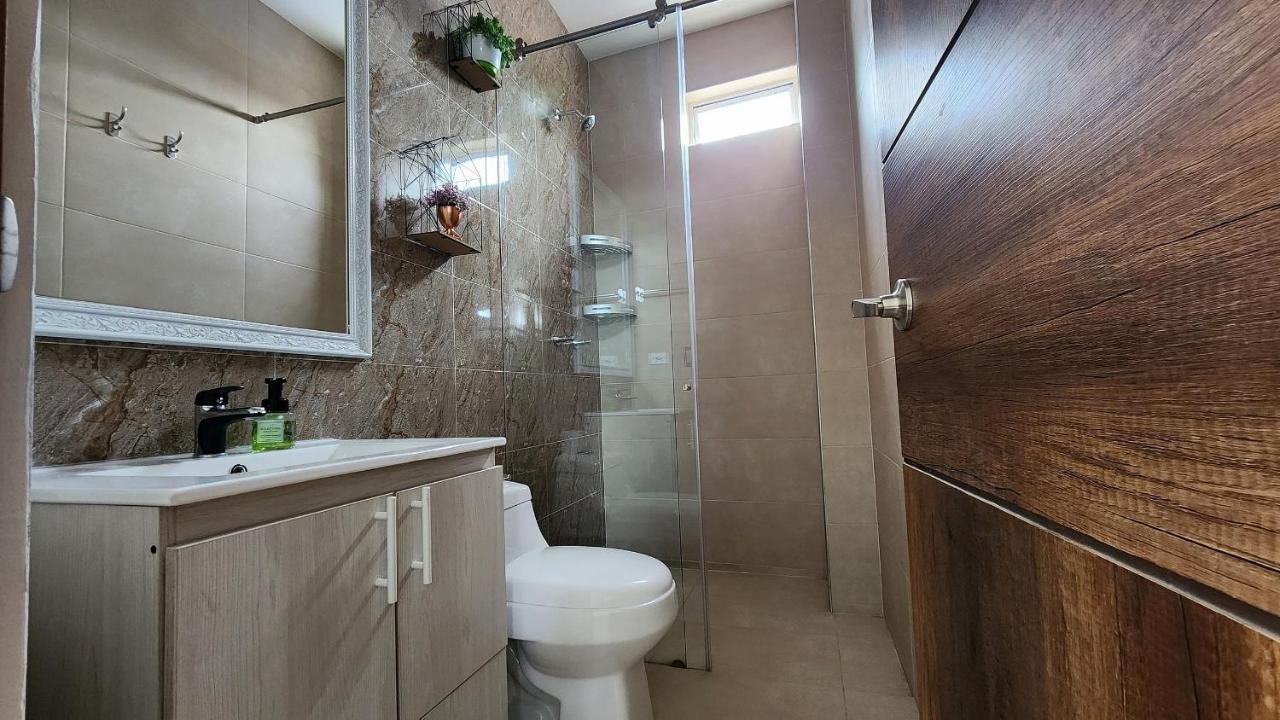 Apartamento Muy Cerca Del Aeropuerto Nuevo Familiar Lindo Y Acogedor Bogotá