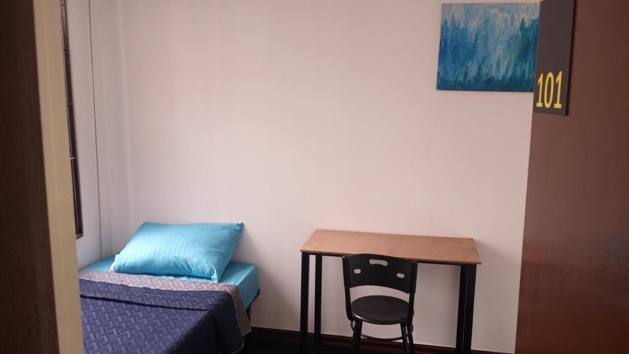 Habitat Bed and breakfast