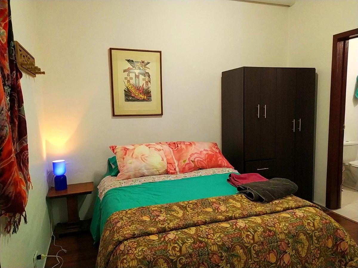 Om Hospedaje Guest house *