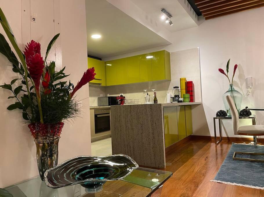 Bespoke Suite, Unique Location, Complementary Airport Pick Up Apartment