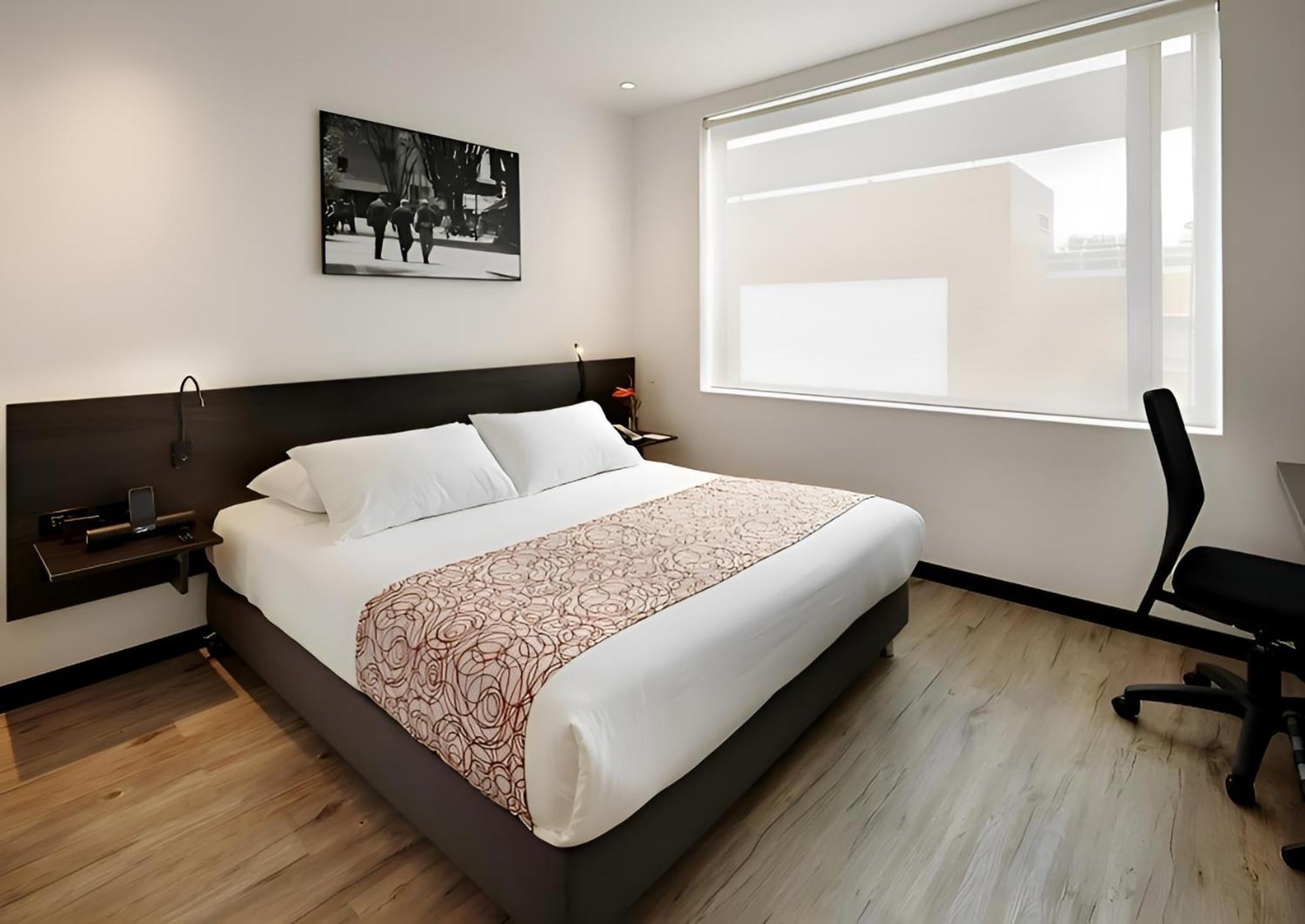 Hotel B3 Virrey Bogota