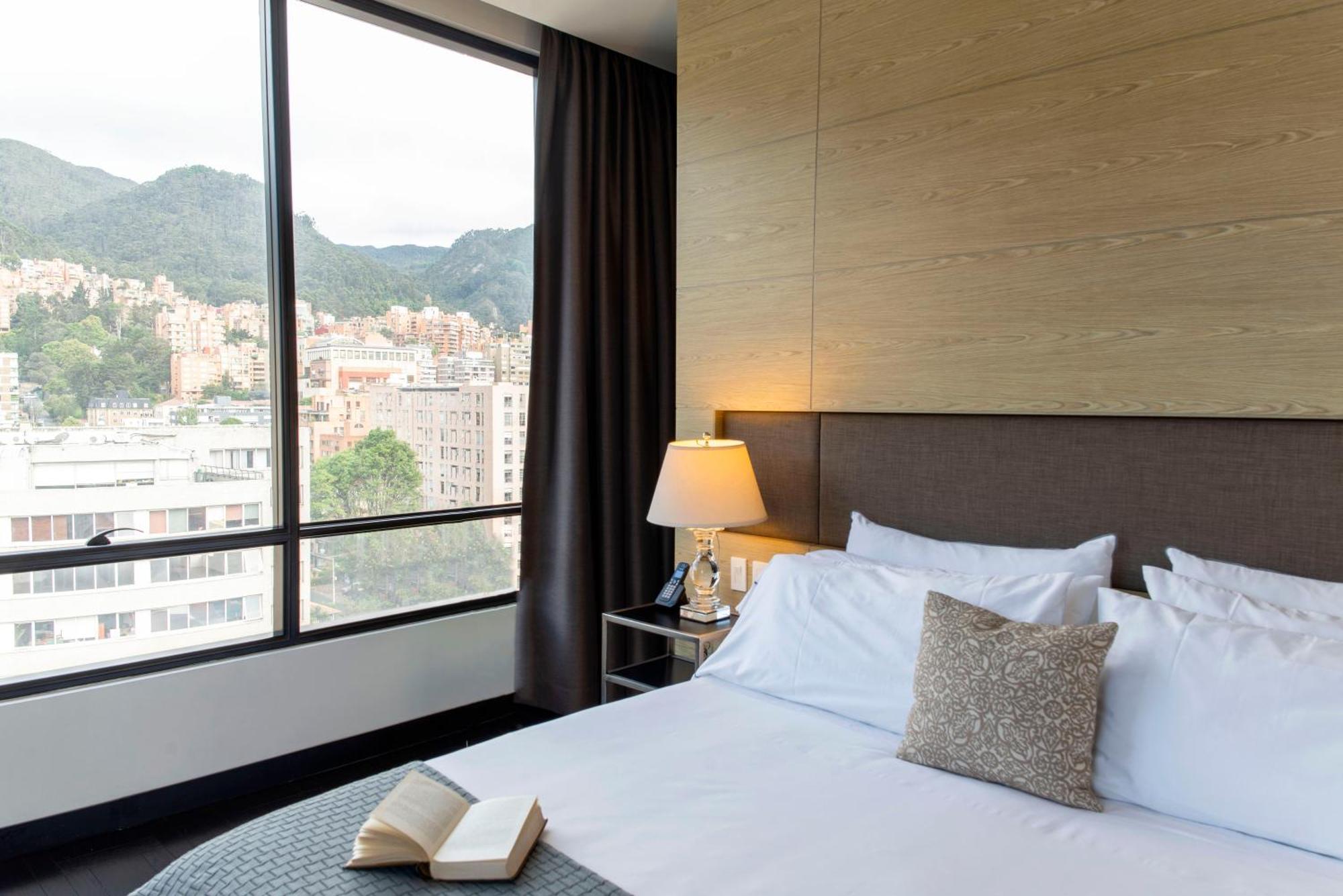 8010 Urban Living- Luxury Experience Aparthotel