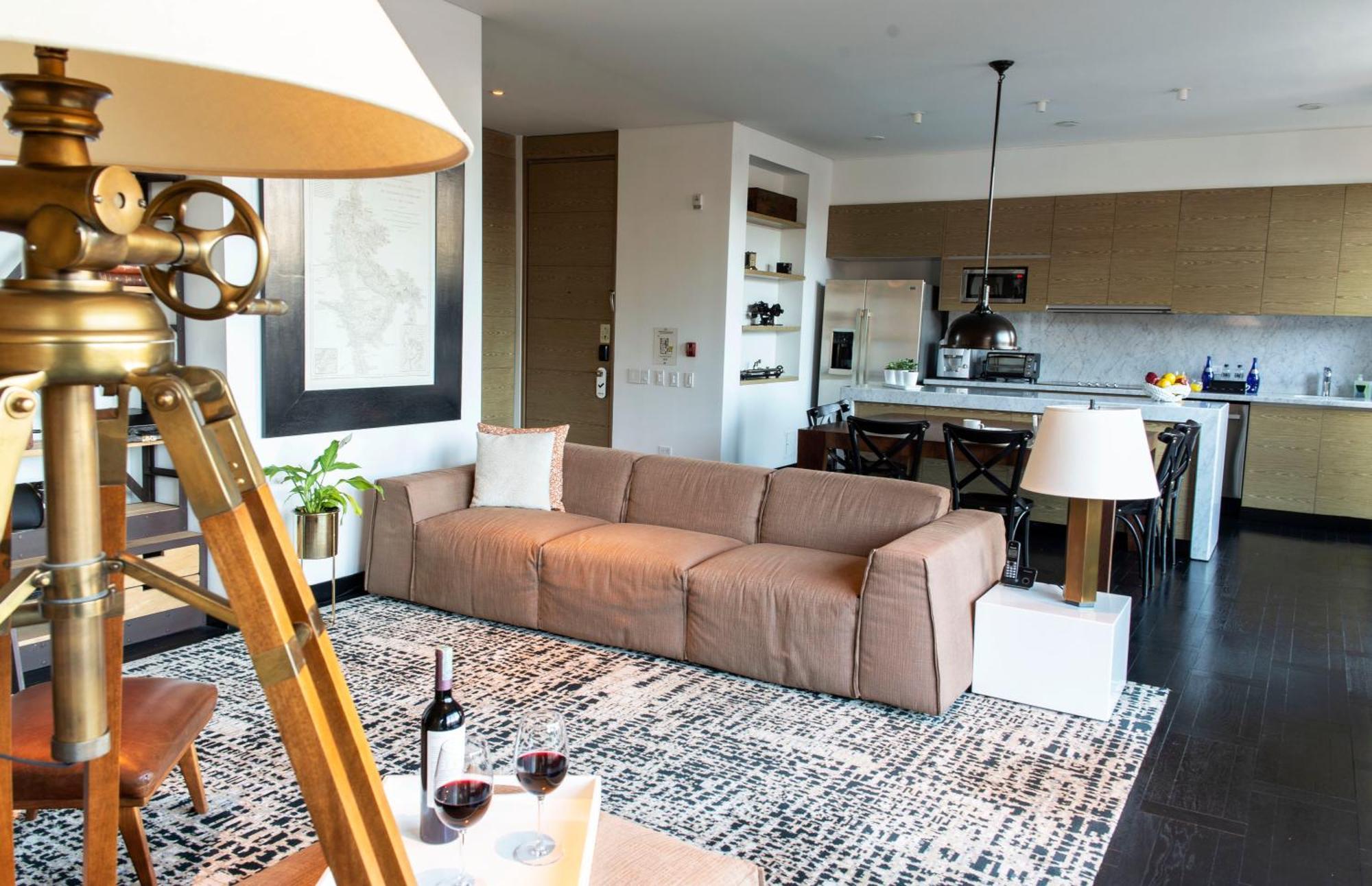 Aparthotel 8010 Urban Living- Luxury Experience 5*