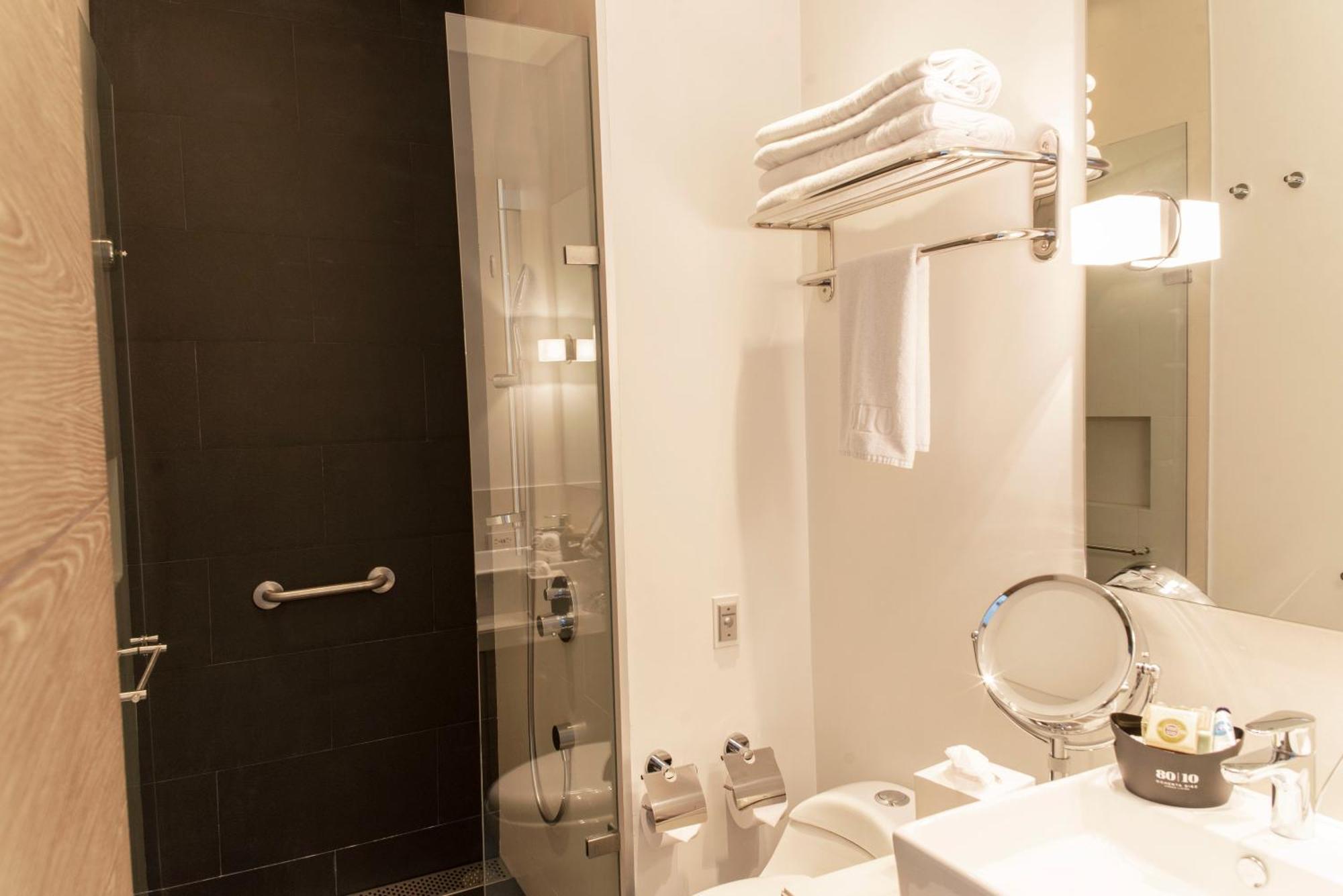 Aparthotel 8010 Urban Living- Luxury Experience Bogota