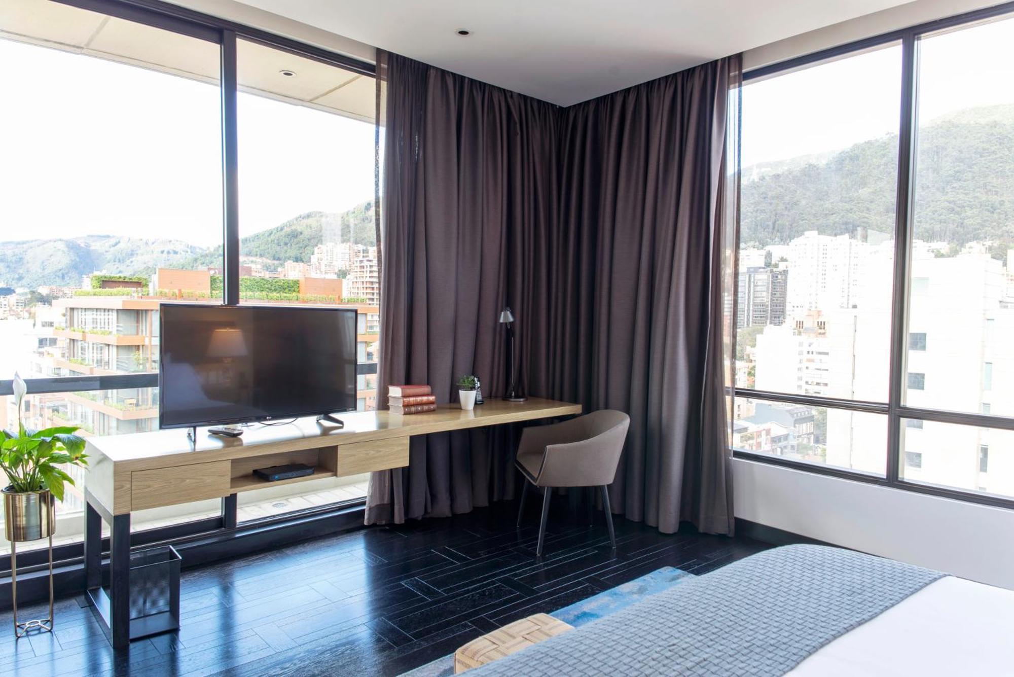 8010 Urban Living- Luxury Experience Aparthotel