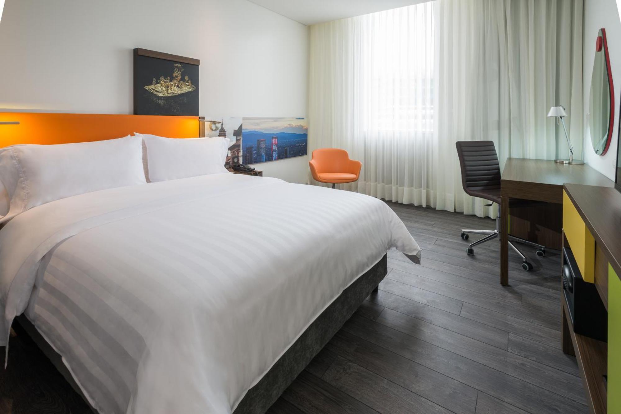 Hotel Hampton By Hilton Usaquen