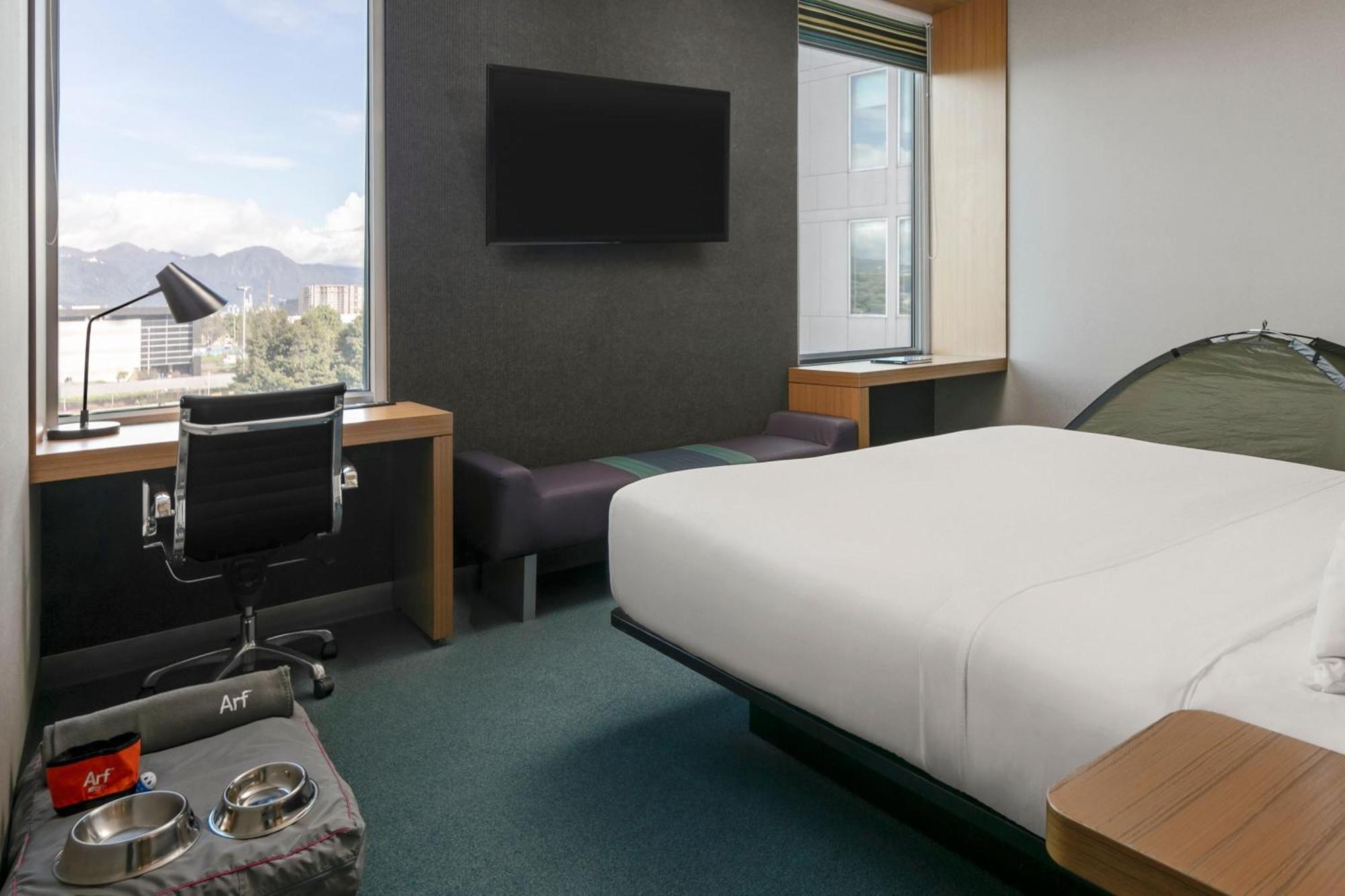 Aloft Airport Bogota