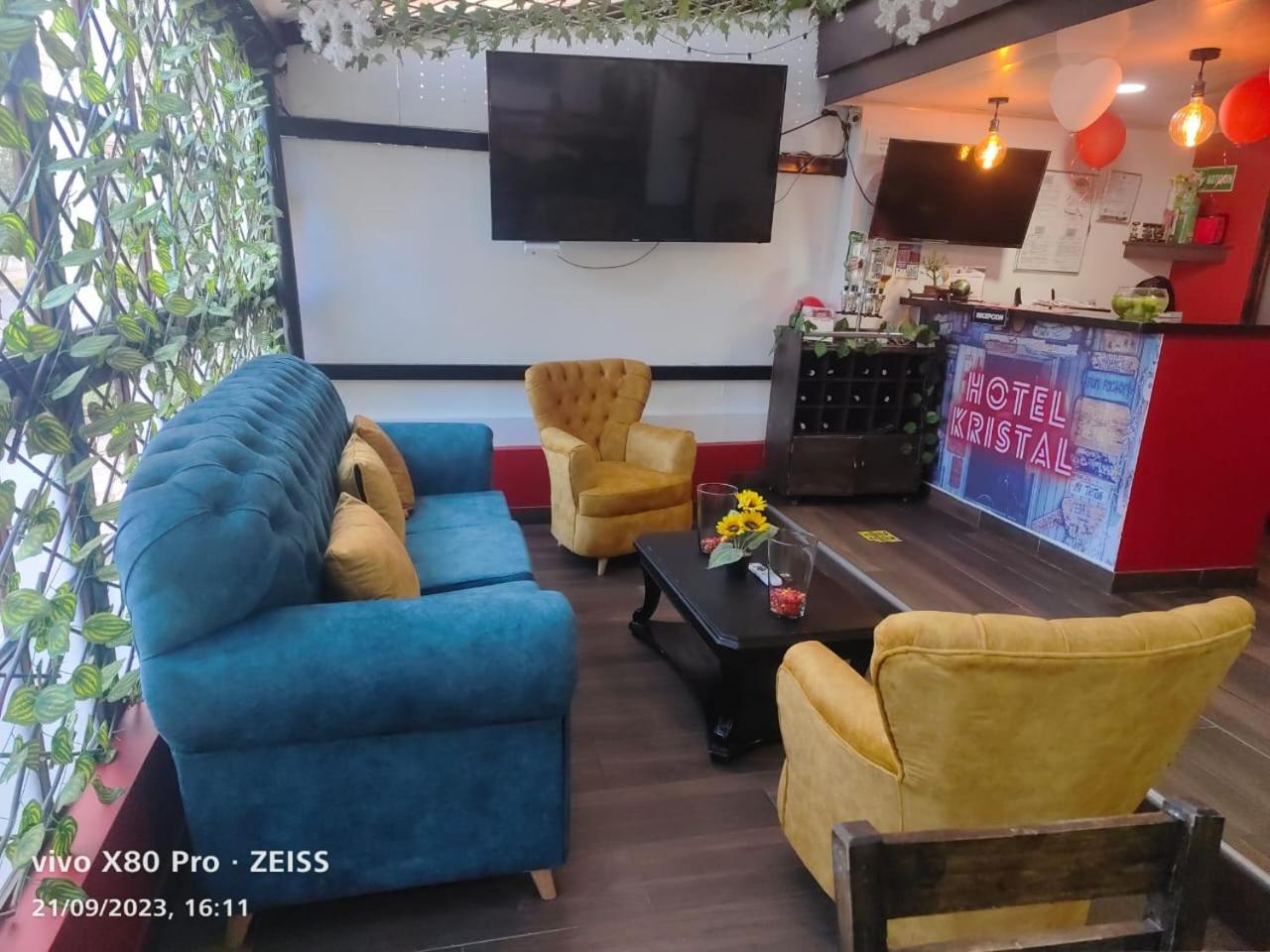 Hotel Kristal Ferial