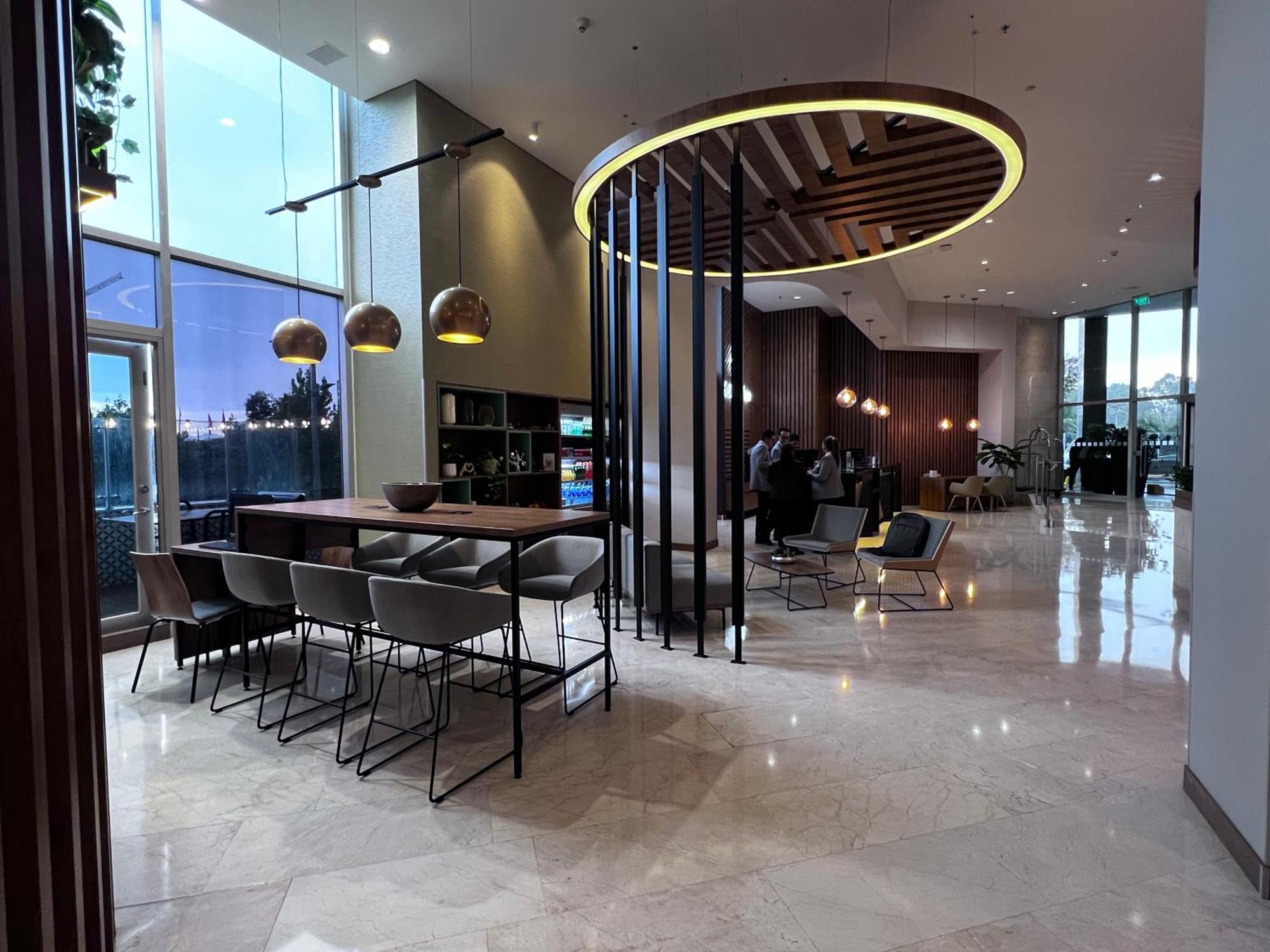 Airport By Ihg Bogota