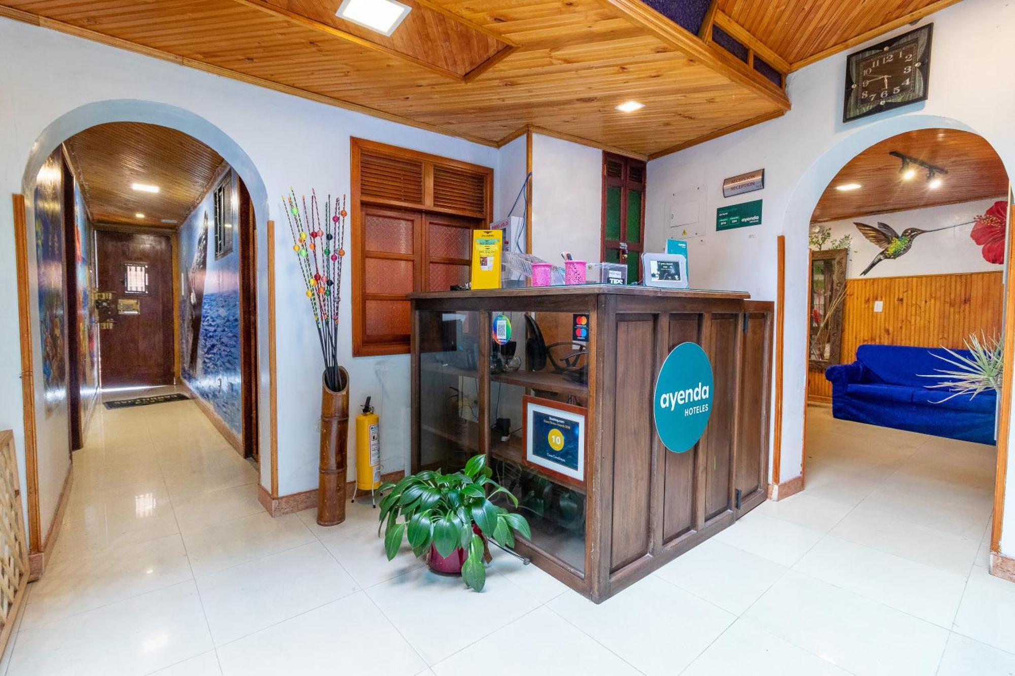Hotel Casa Candilejas 2*