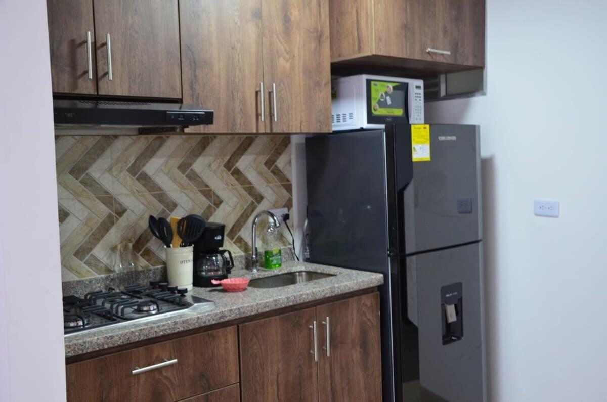Balcones De Mariana - Top Location 1 Bedroom - 10 Min Airport *