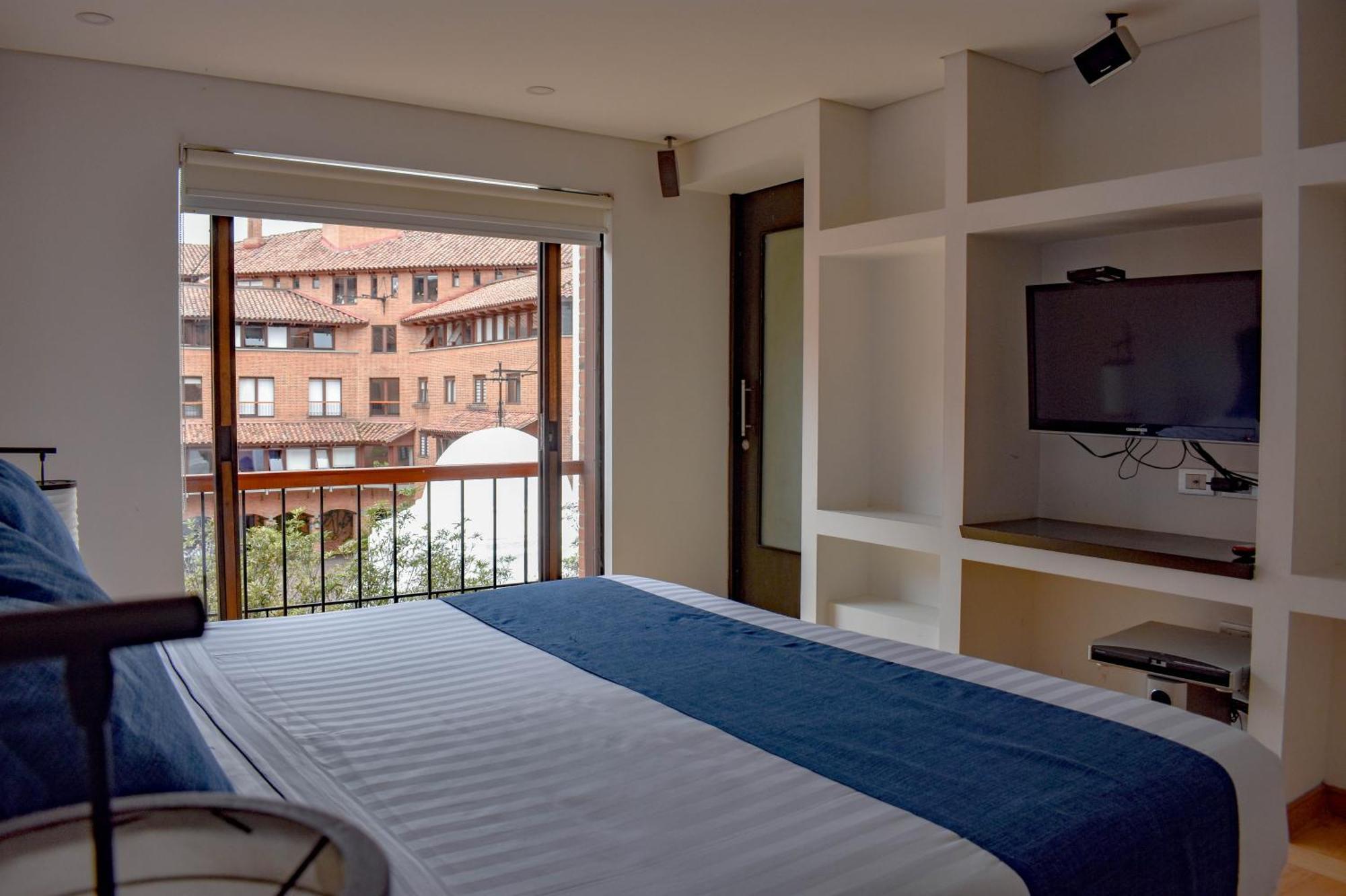 Aparthotel Cora 127 Plenitud 4*