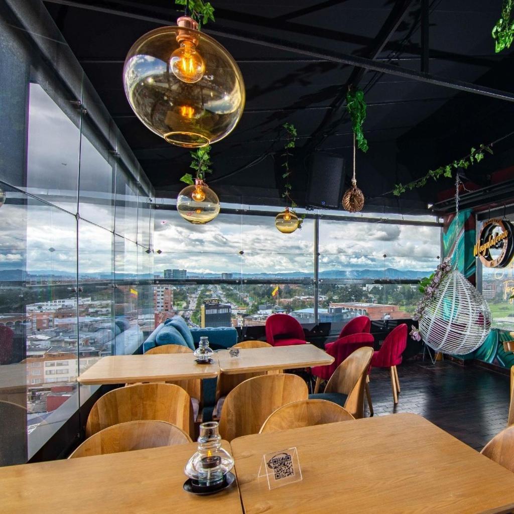 American Visa Tower Bogota