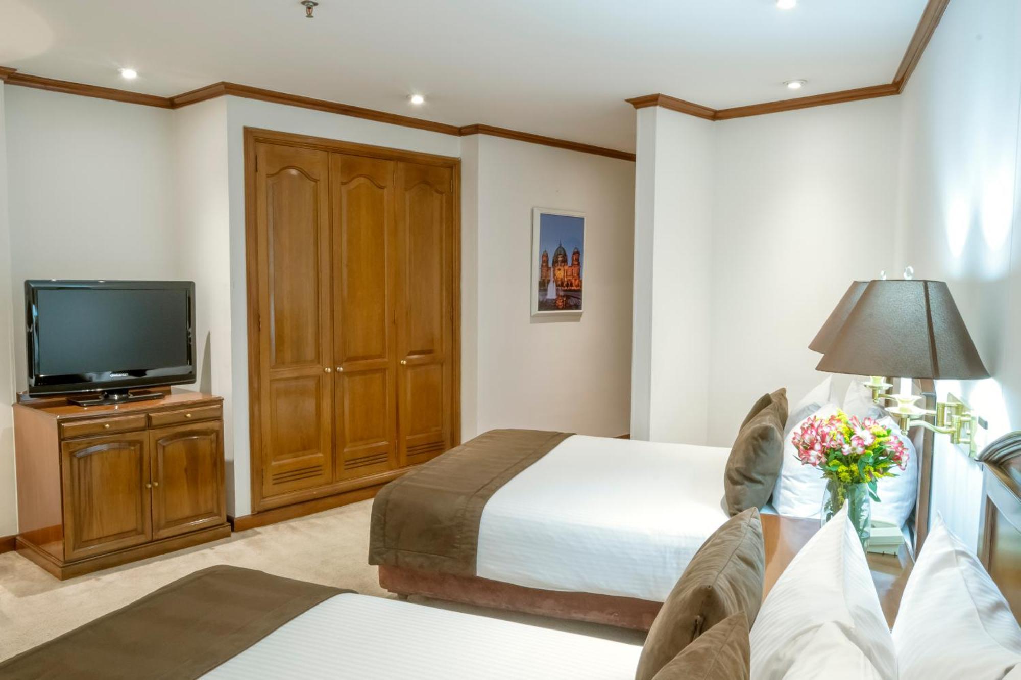 Regency Usaquen Hotel 4*