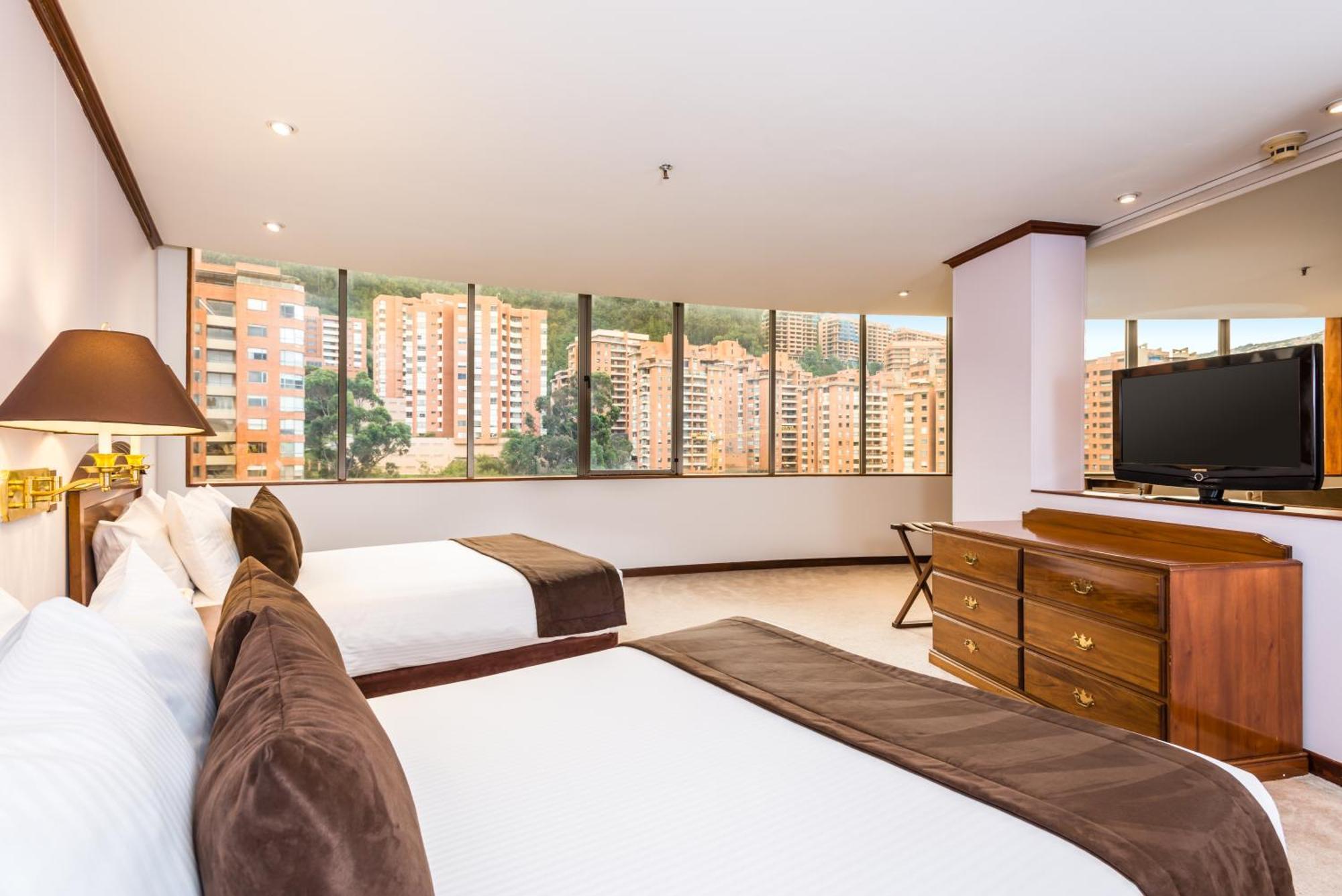 Regency Usaquen 4*