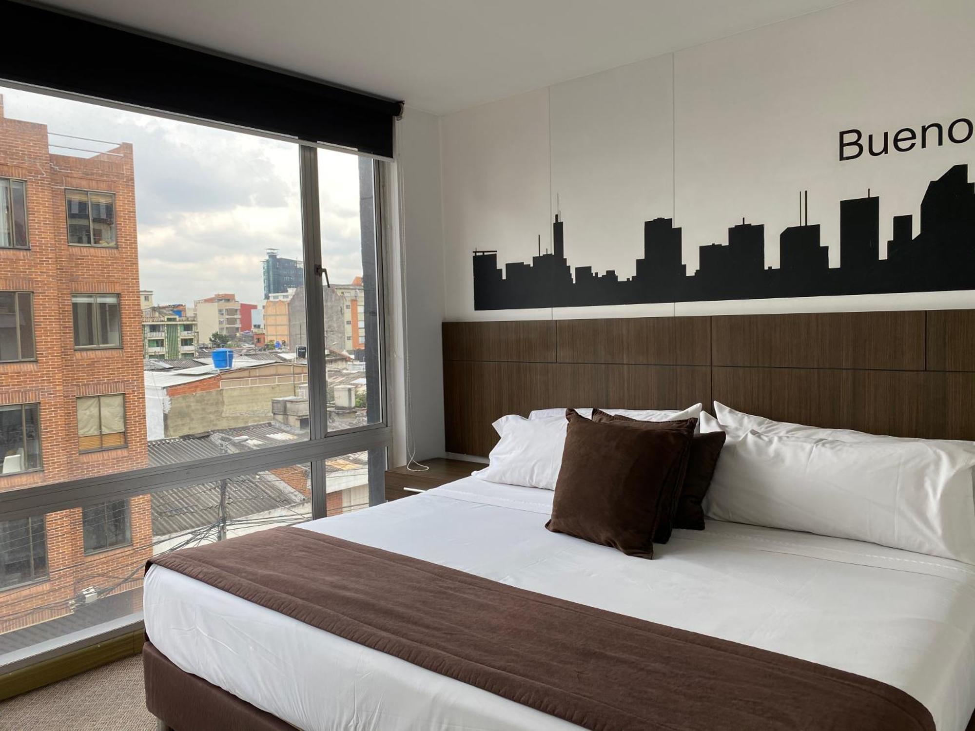 Hotel Regency La Feria 3*