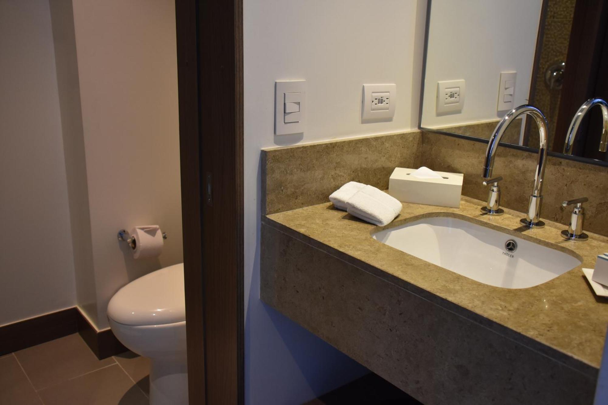 Hampton By Hilton Usaquen