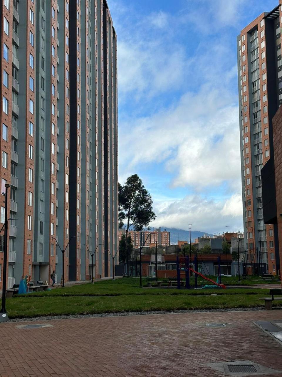 Bogota, Cerca Al Centro, Universidad Nacional Y Coorferias *