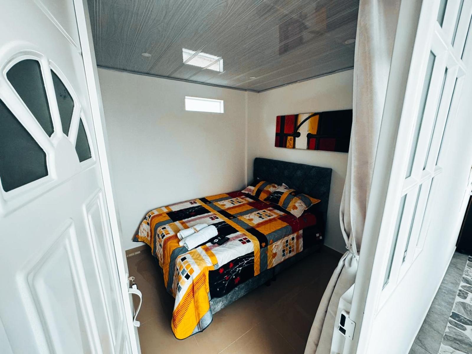 Guest house A Con Bano Privado *