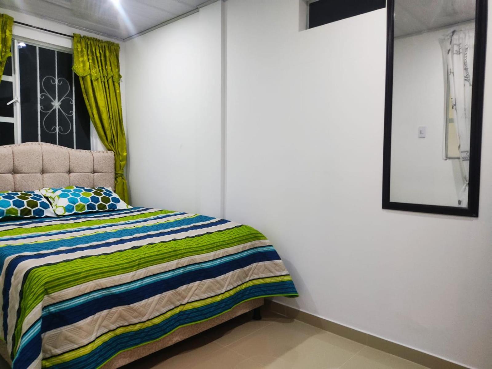 D Con Bano Privdo Casa de hóspedes Bogotá
