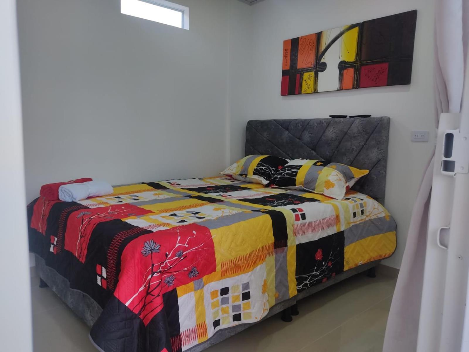 Guest house A Con Bano Privado *
