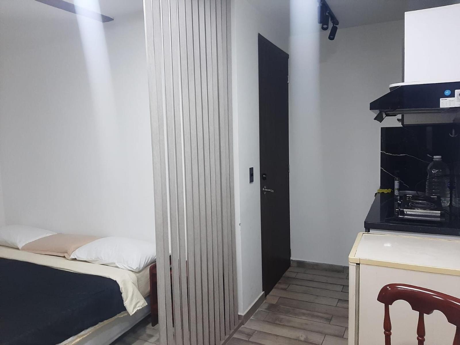 Sector De Corferias , Y , A 10 Cuadras Embajada Americana , Cerca Al , G 12 , Universidad Nacional , Aeropuerto A 2 Cuadras Estacion Ciudad Universitaria Marque-tresdiecisietecincoveintisieteveintiseistreintayuno Hotel Bogota