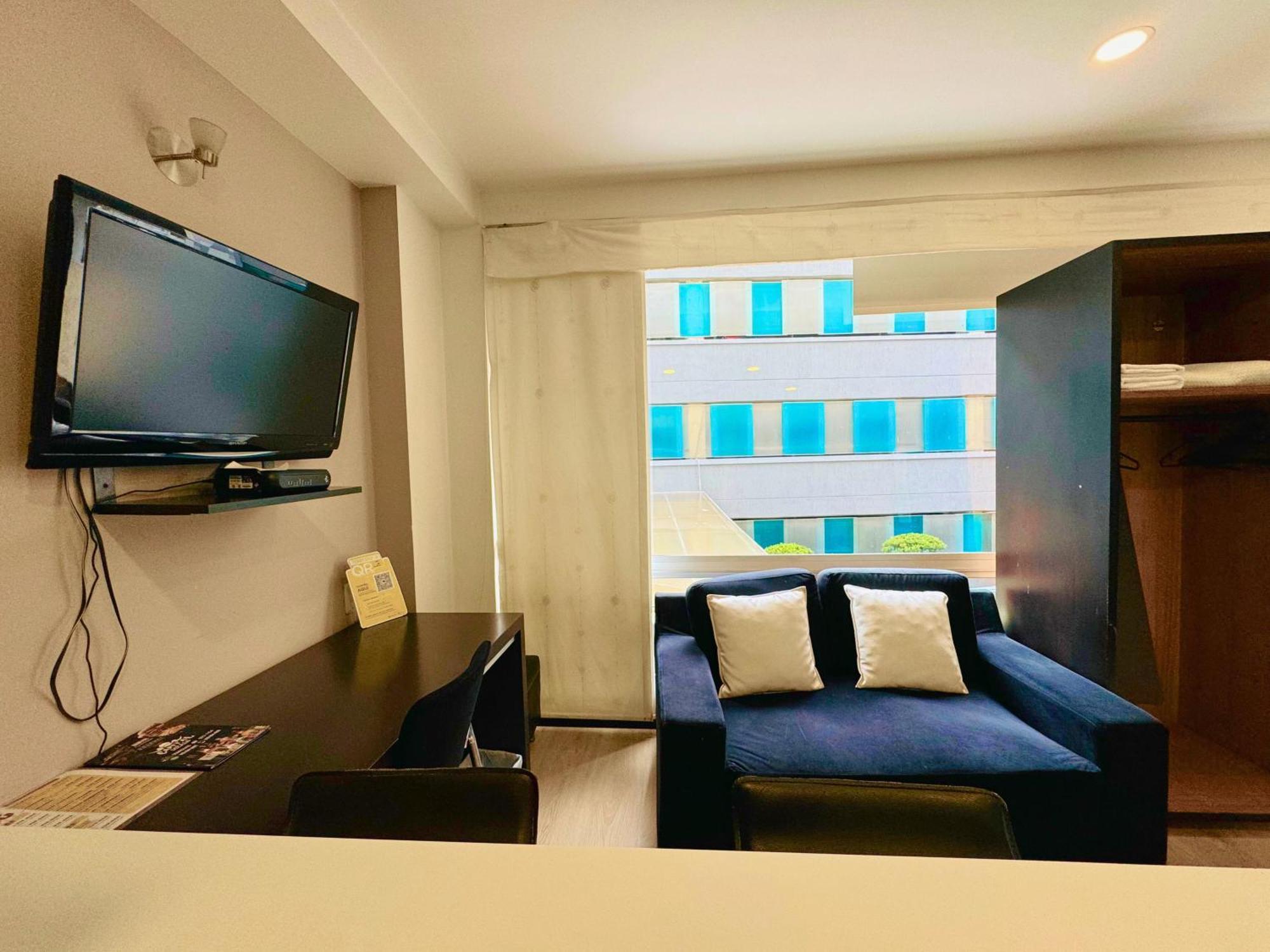 Aparta Continental Aparthotel 4*