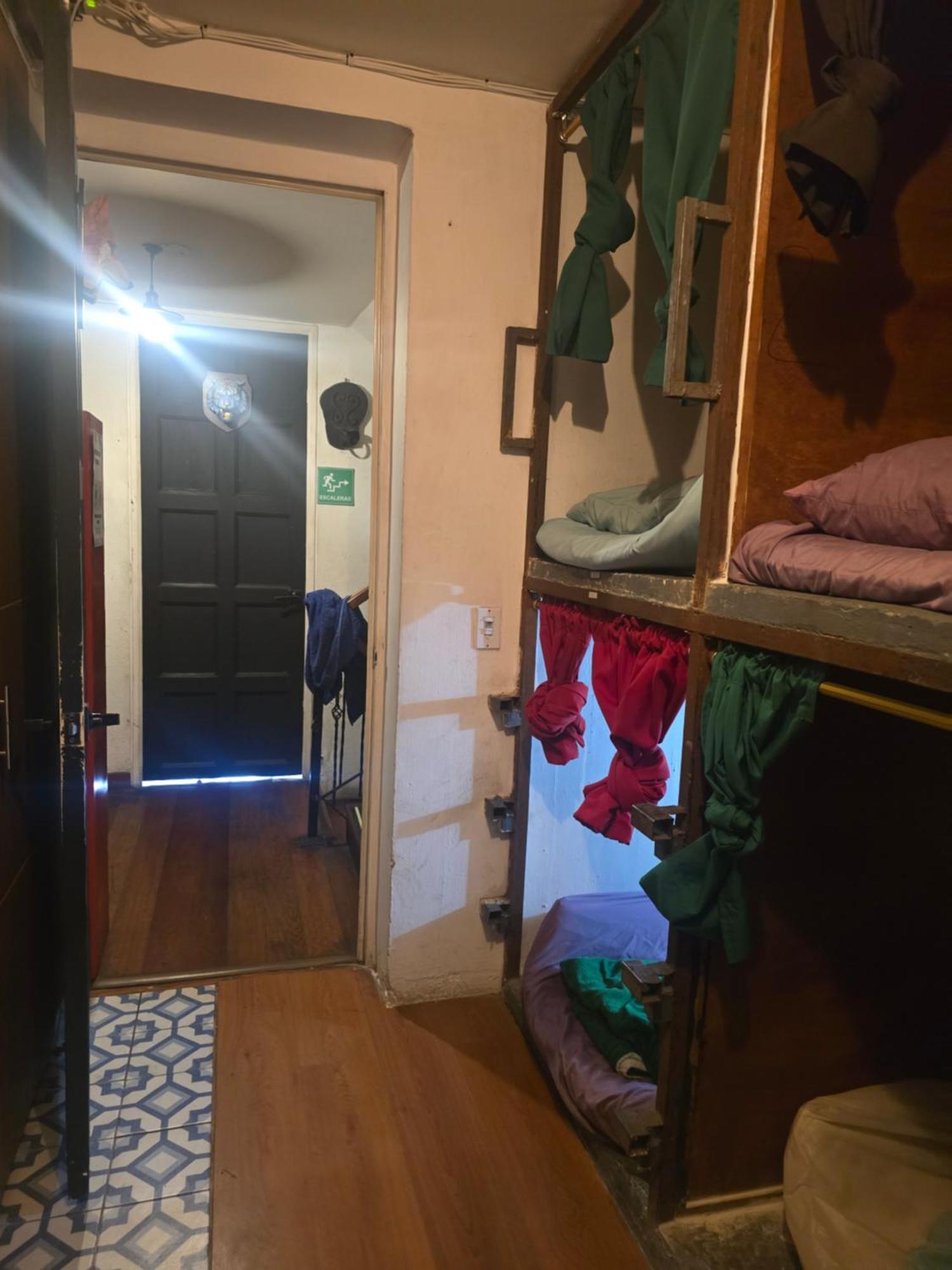 Hostel Portelli Hostal-zona G Para Extranjeros Bogota