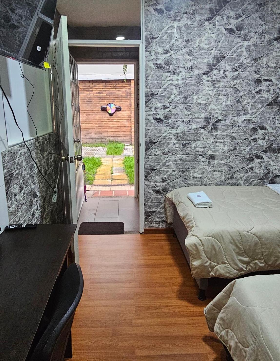 Colisseum Roma - El Cubo Movistar Campin Bed & Breakfast Bogota