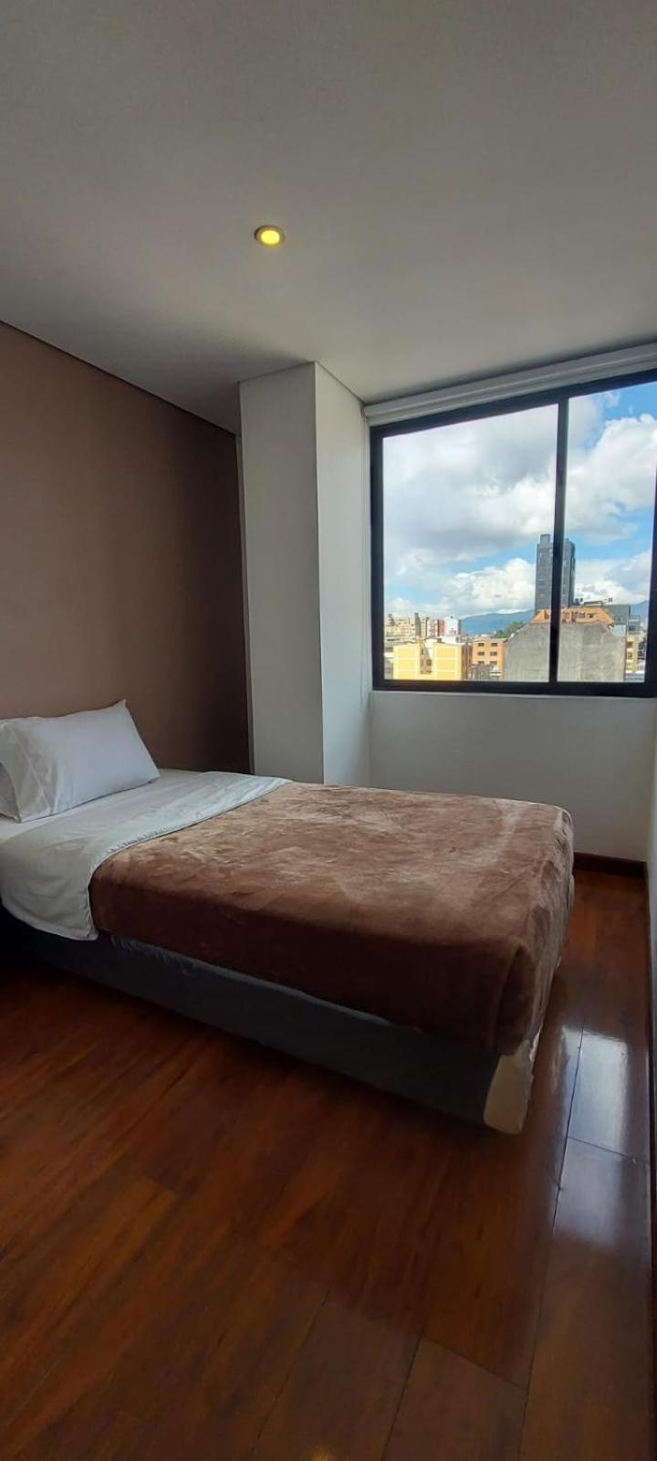 And Aparthotel