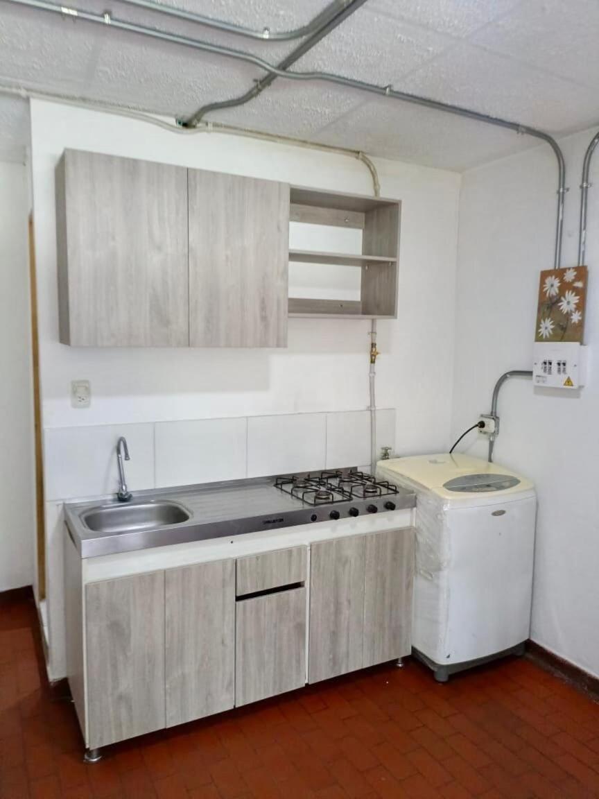 Sfb Somos At Colombia Apto Sencillo Con Ubicacion Privilegiada Apartment Bogota