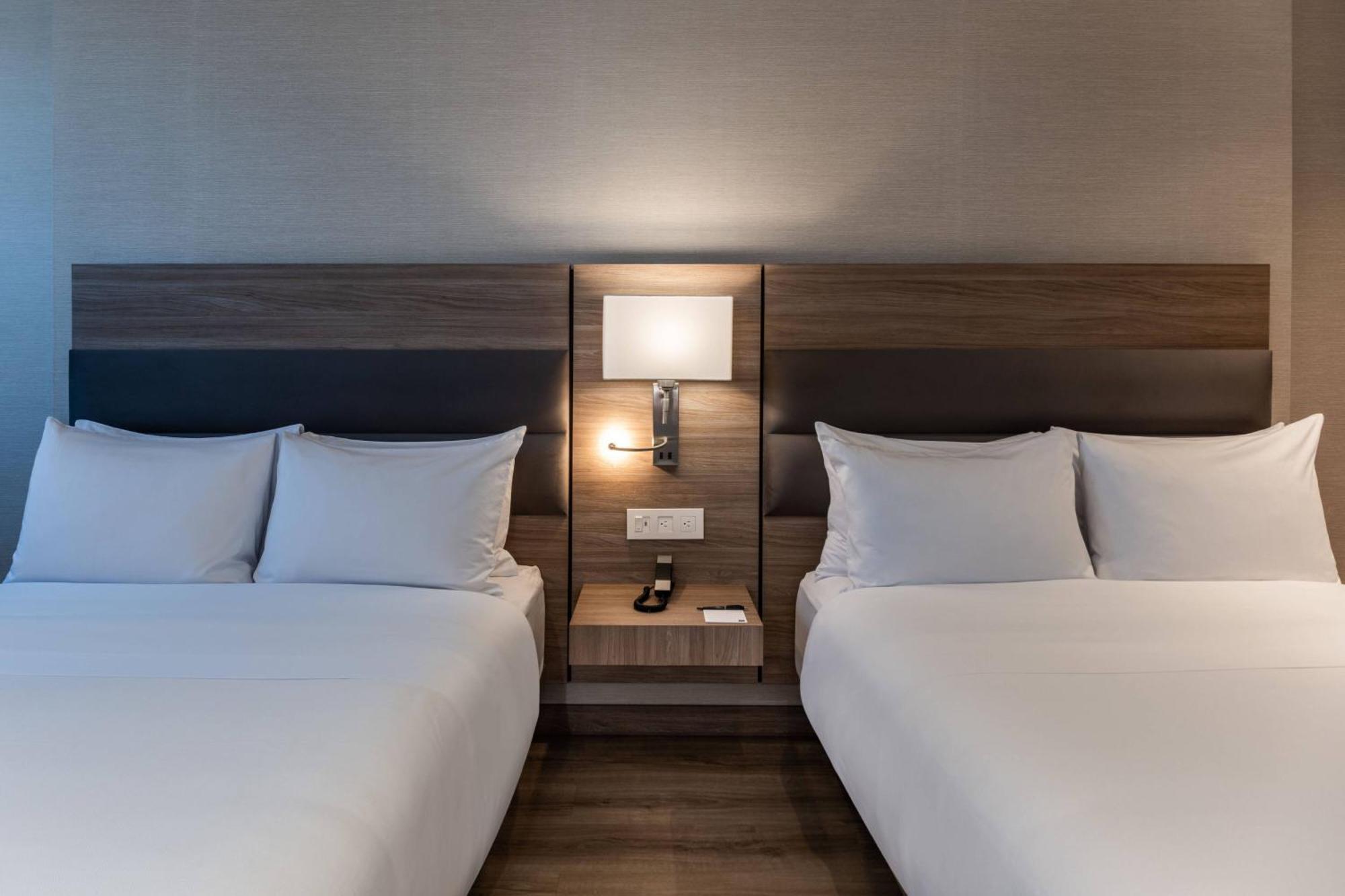 Ac By Marriott Zona T Hotel Bogota