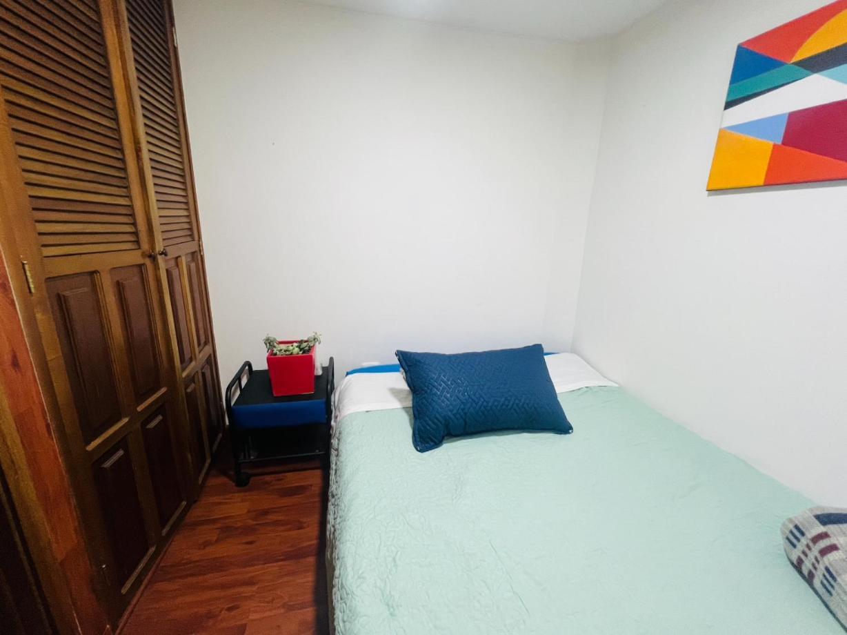 Hotel Junto A Clinica Santa Fe Y Hacienda *