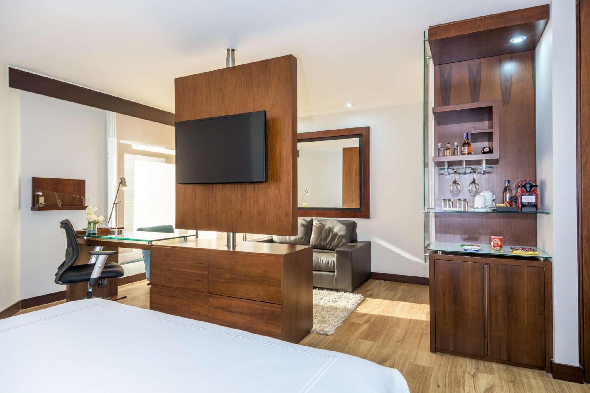Nh Collection Royal Wtc 5* Bogotá