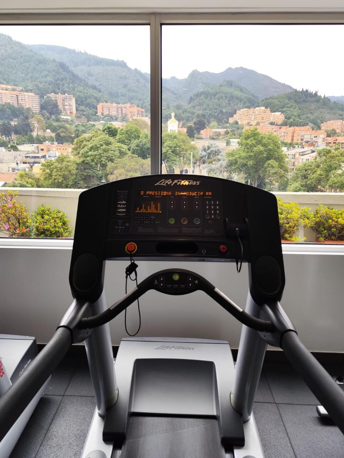 Hampton By Hilton Usaquen Bogota