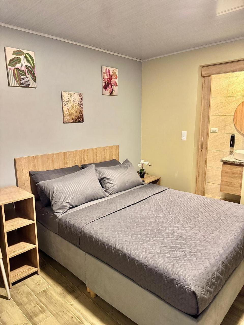 Guest house Hostelfc Santa Barbara