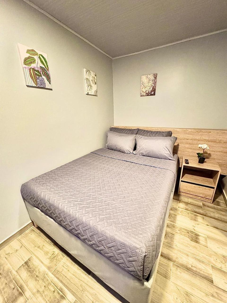 Hostelfc Santa Barbara *