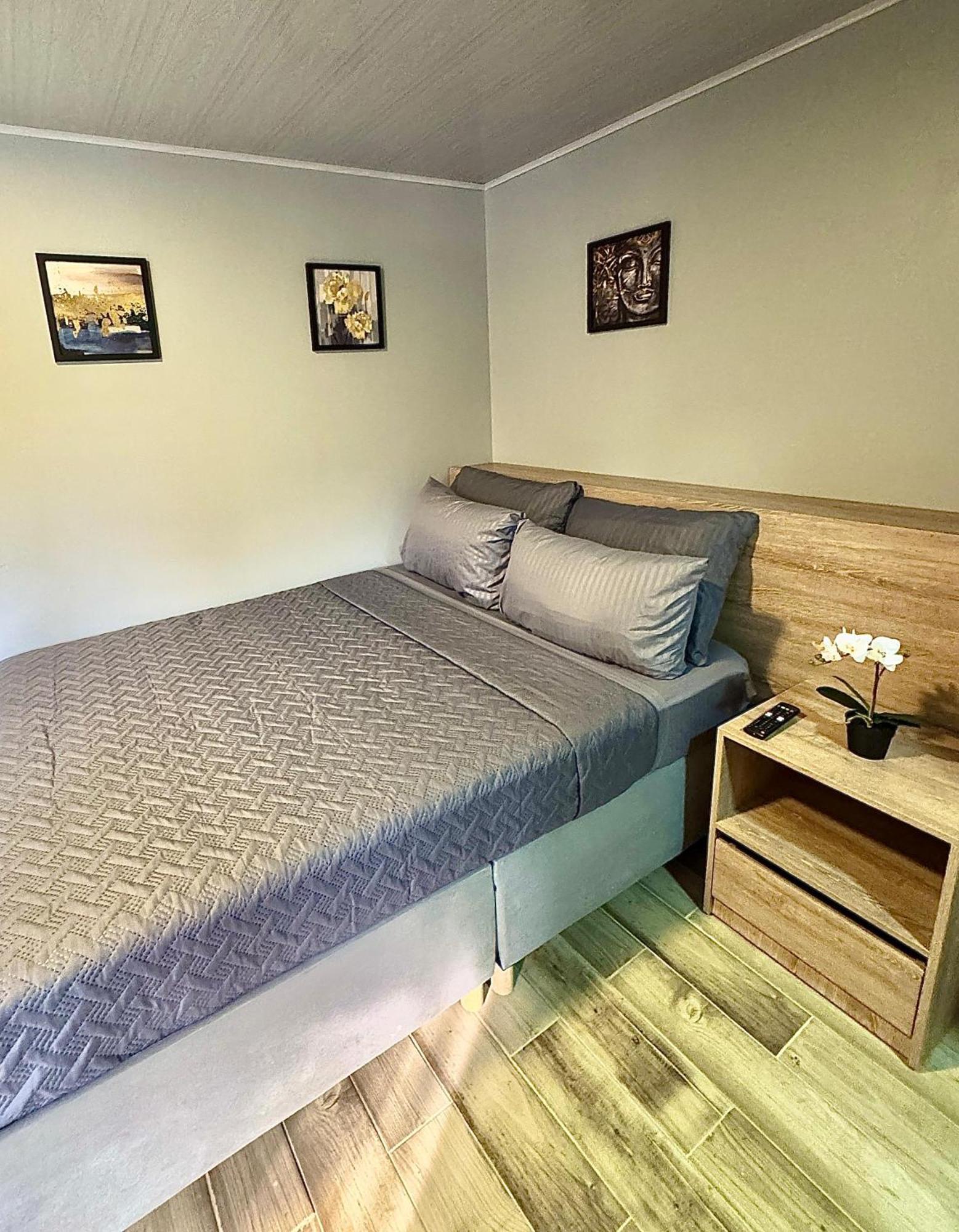 Hostelfc Santa Barbara Guest house *