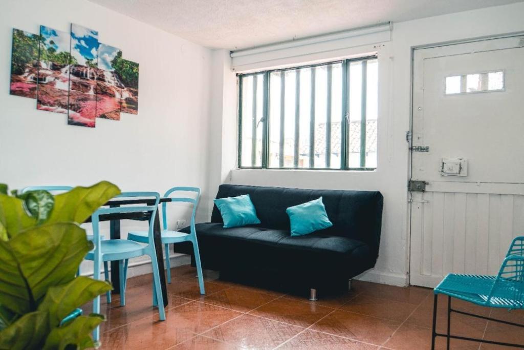 Casa De 2 Hab En La Candelaria Con Increible Vista Y Balcon Bogota