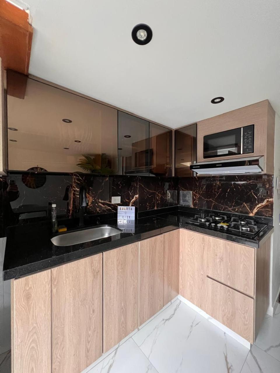 Apartment Comodo Doble Altura Normandia Bogota