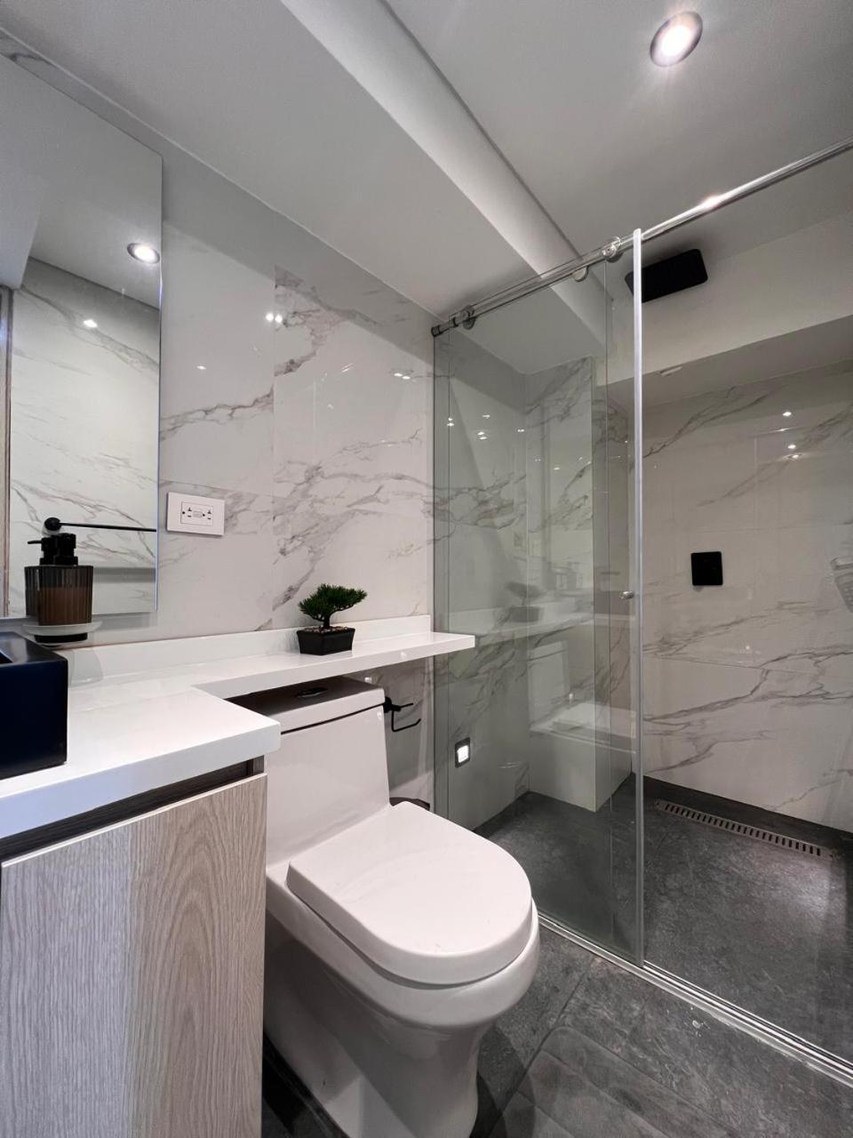 Apartment Comodo Doble Altura Normandia Bogota