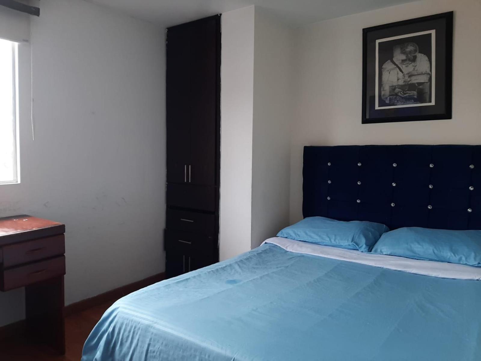 Hotel Sector De Corferias , Y , A 10 Cuadras Embajada Americana , Cerca Al , G 12 , Universidad Nacional , Aeropuerto A 2 Cuadras Estacion Ciudad Universitaria Marque-tresdiecisietecincoveintisieteveintiseistreintayuno *