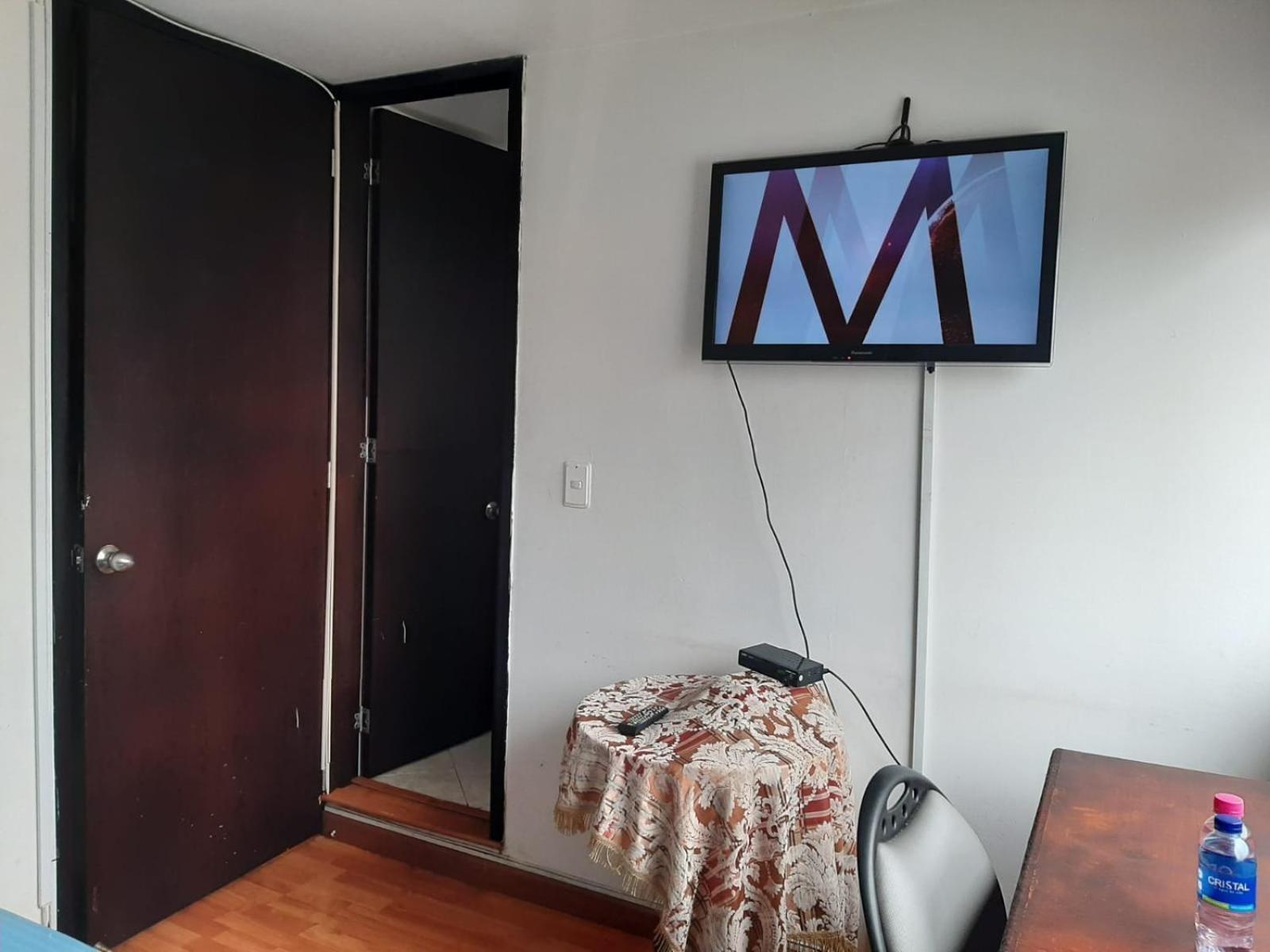 Sector De Corferias , Y , A 10 Cuadras Embajada Americana , Cerca Al , G 12 , Universidad Nacional , Aeropuerto A 2 Cuadras Estacion Ciudad Universitaria Marque-tresdiecisietecincoveintisieteveintiseistreintayuno * Bogota