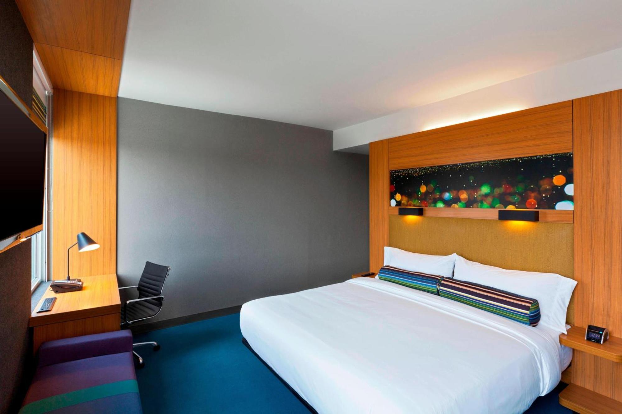 Hotel Aloft Airport