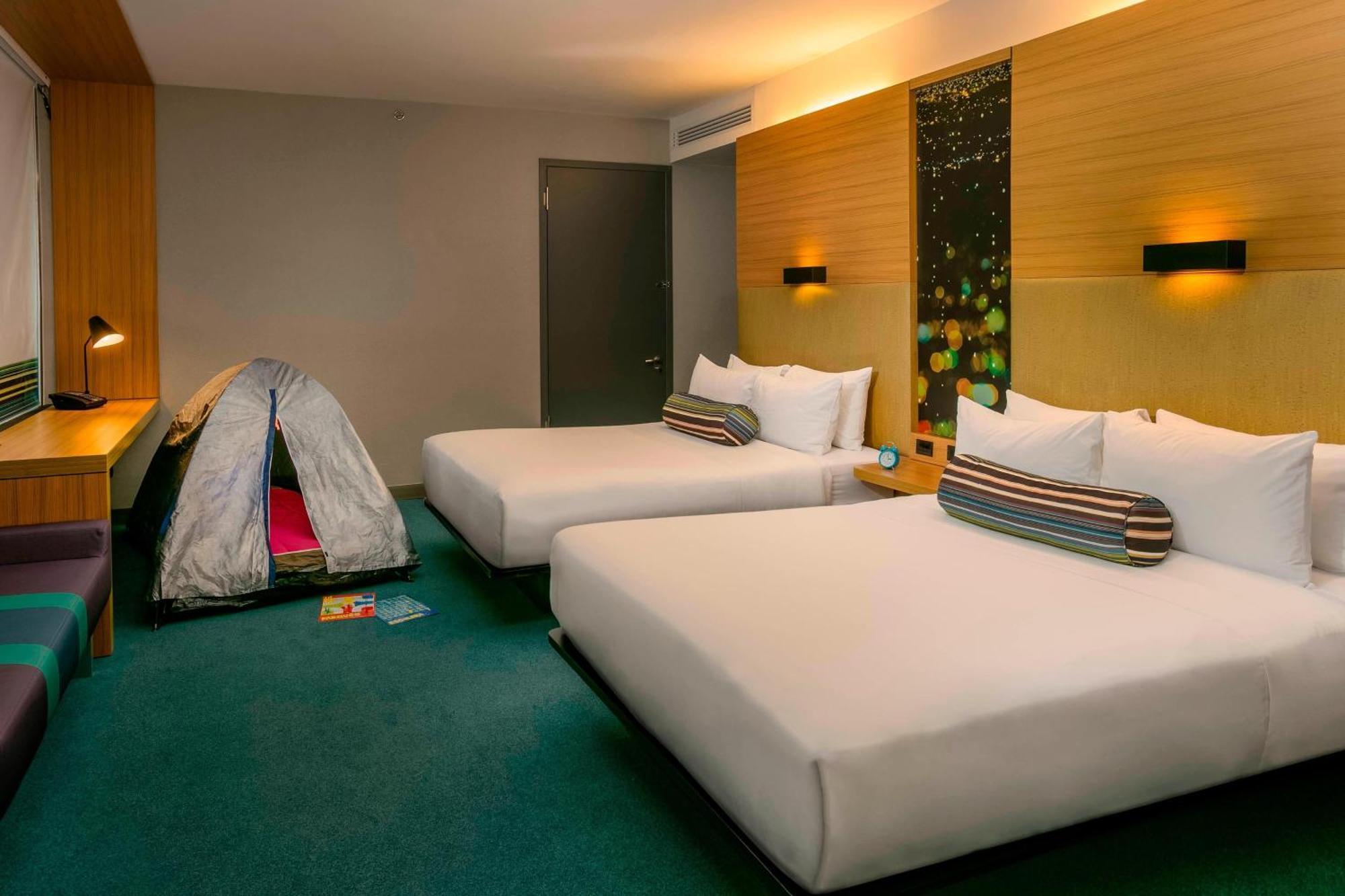 Aloft Airport Hotel Bogota