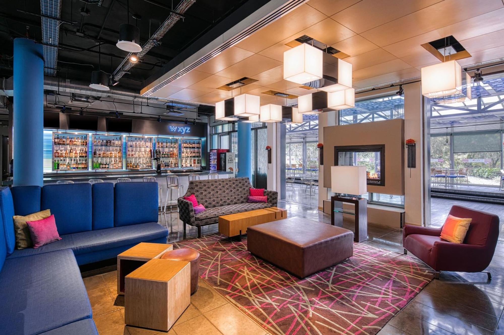 Aloft Airport 4* Bogota