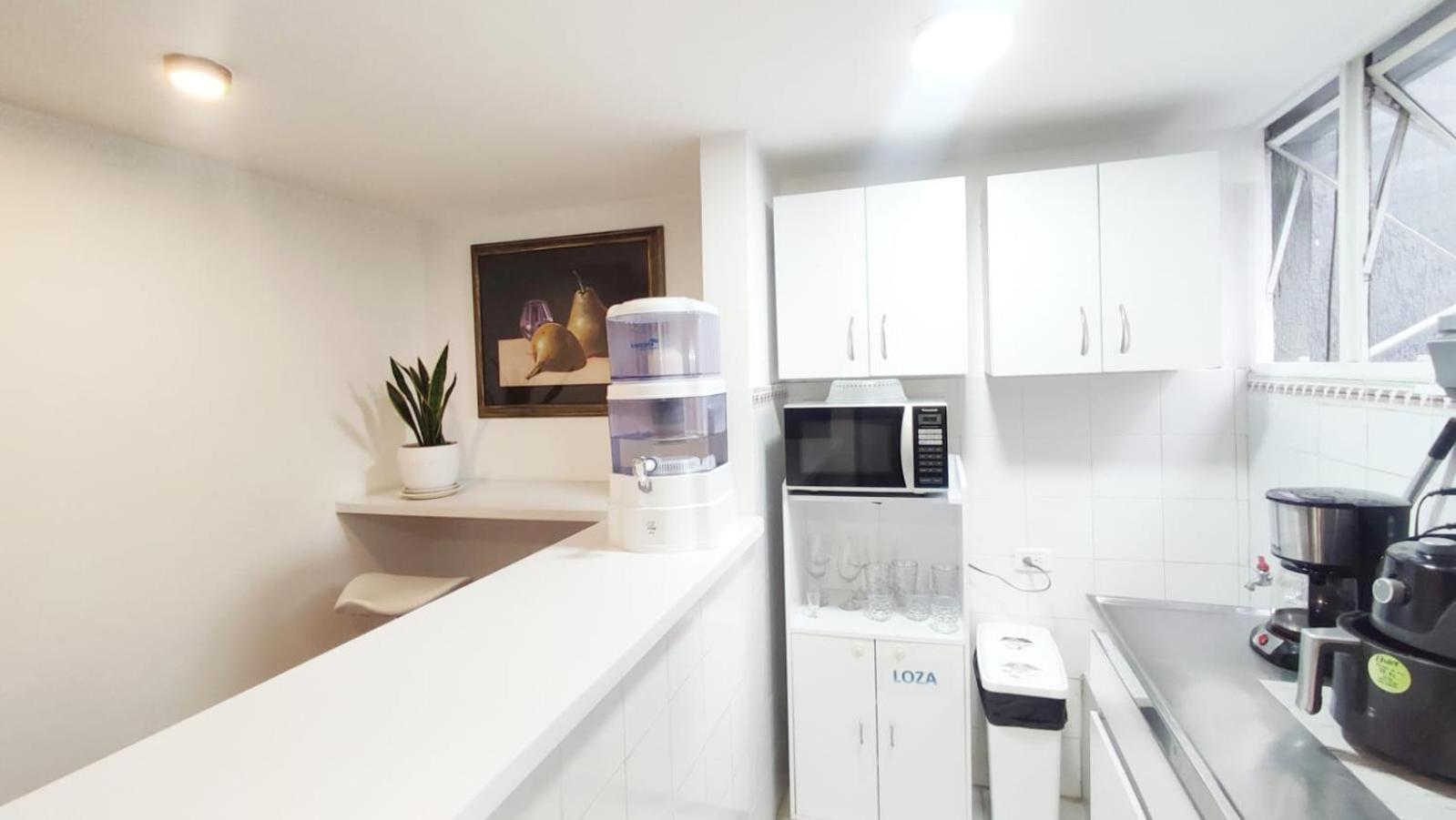 8 Amplia Bano Y Balcon Privado Unicentro * Bogota