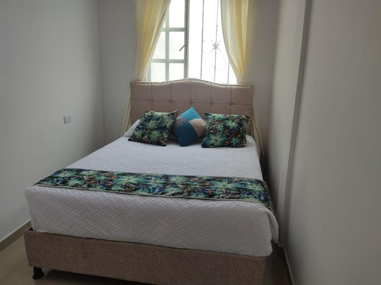 Casa de hóspedes D Con Bano Privdo Bogotá