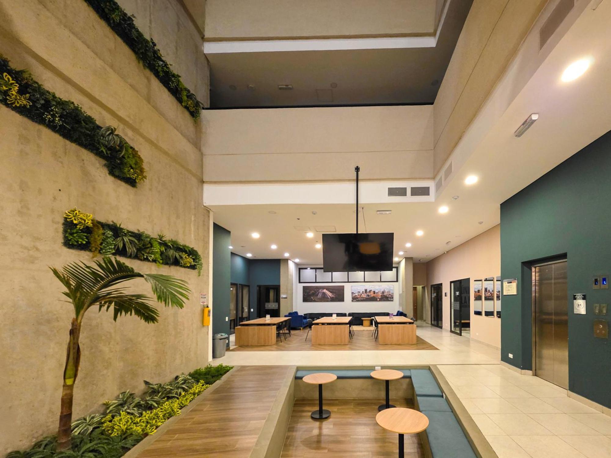 Apartment The Hood 102, Modern And Luxury
