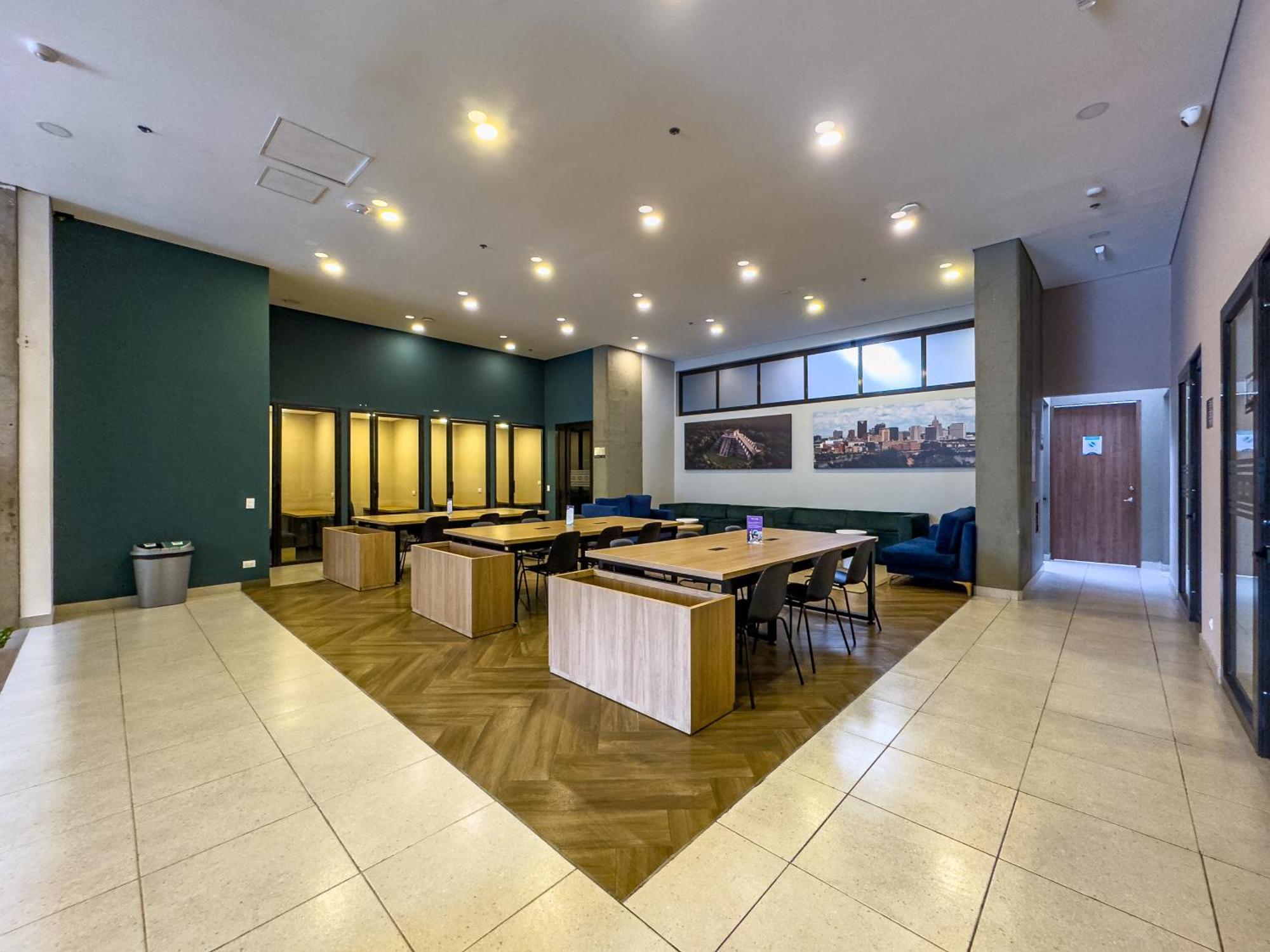 The Hood 102, Modern And Luxury Apartment *